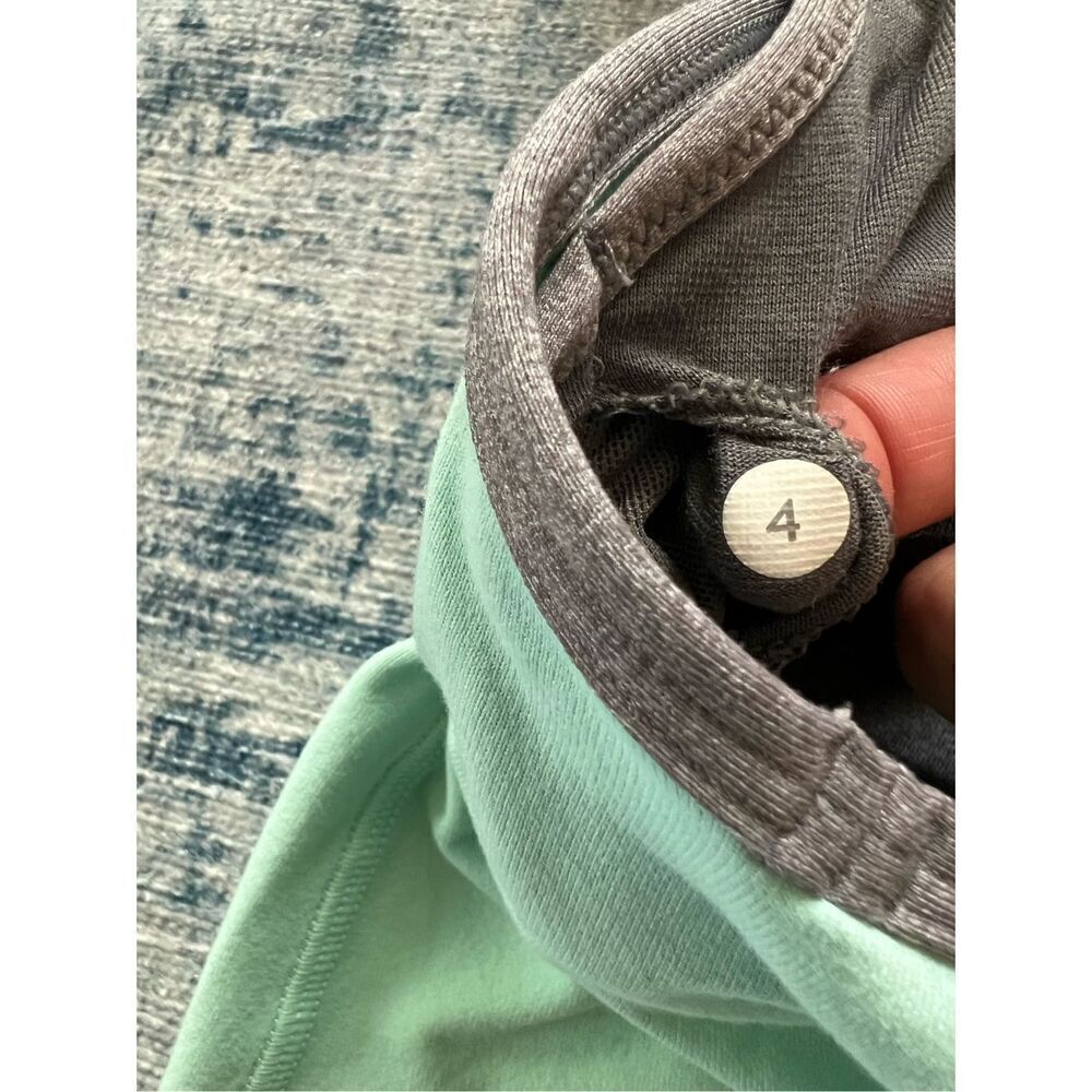 Lululemon Inspiration Tank Toothpaste Mint Green / Heathered Slate Gray 4 - Picture 3 of 8